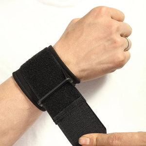 Maximum Comfort Universal Wrist Guard with Custom Fit Design